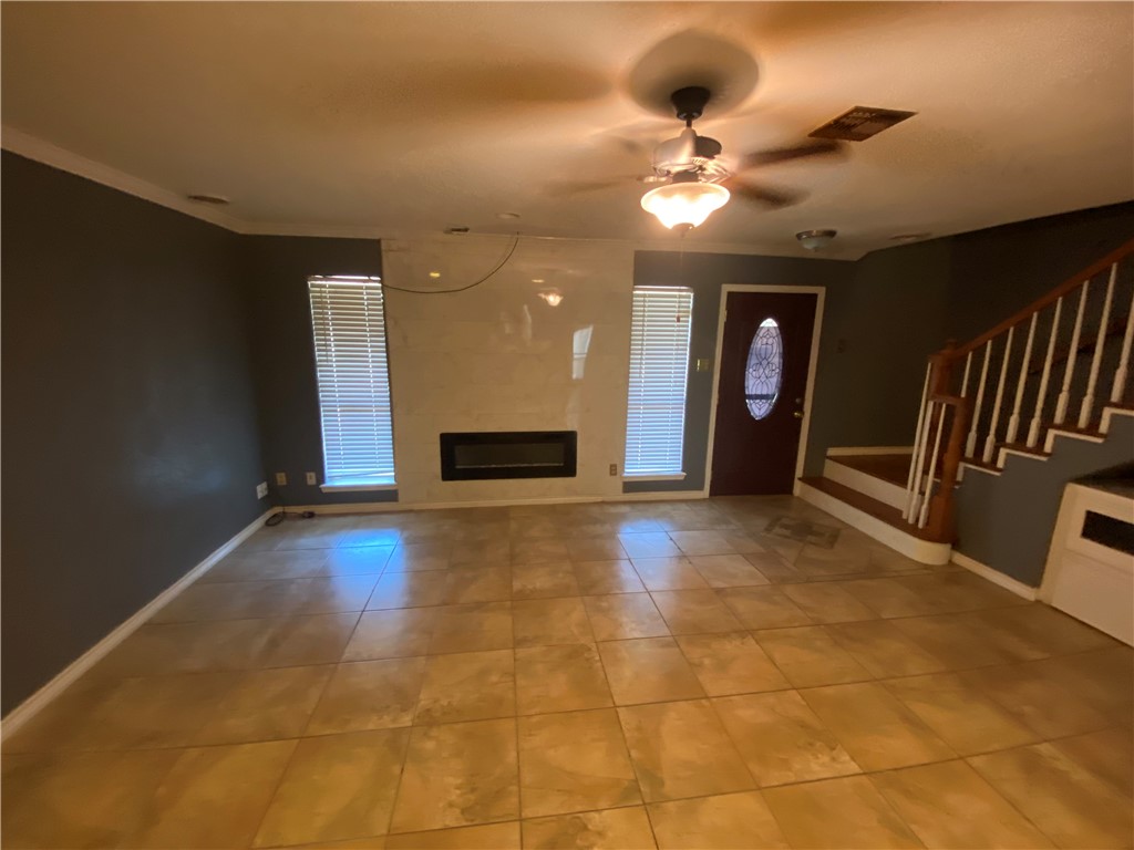 11941 Mesa Ave Property Photo 4