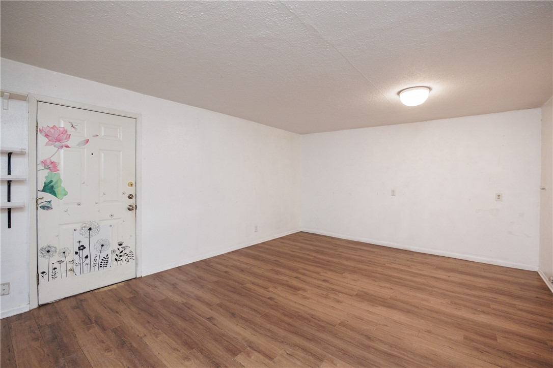 1002 Waldron Property Photo 20