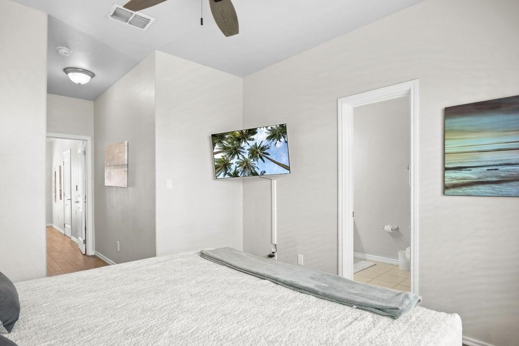 3021 S 11th St 2 Property Photo 20