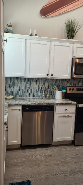 15114 Arashi Beach Dr Property Photo 5