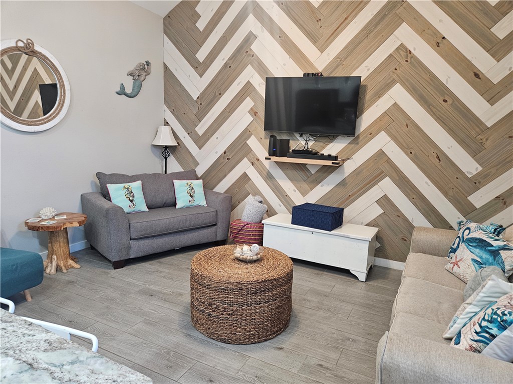 15114 Arashi Beach Dr Property Photo 10