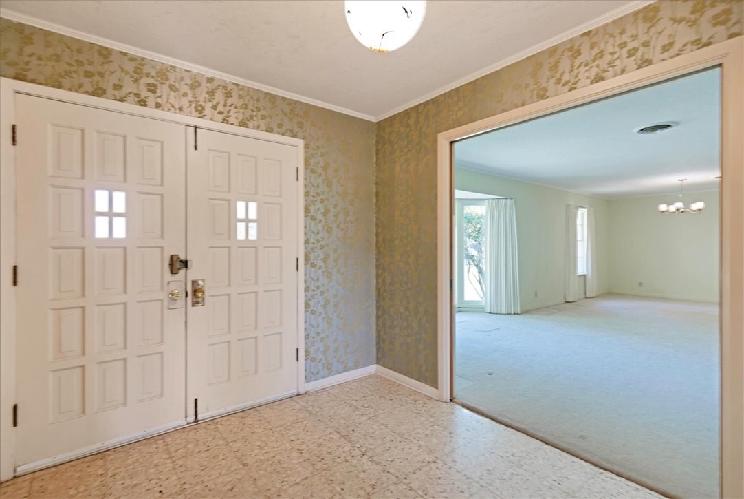 426 Cape Henry Dr Property Photo 3