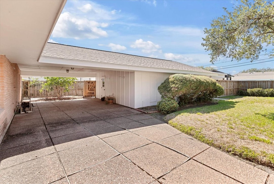 426 Cape Henry Dr Property Photo 29