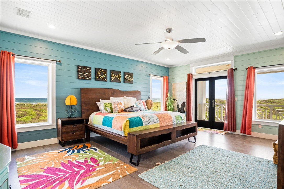 121 Bikini Dr Property Photo 14