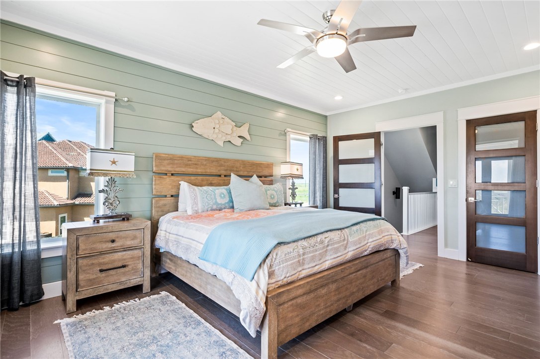 121 Bikini Dr Property Photo 22