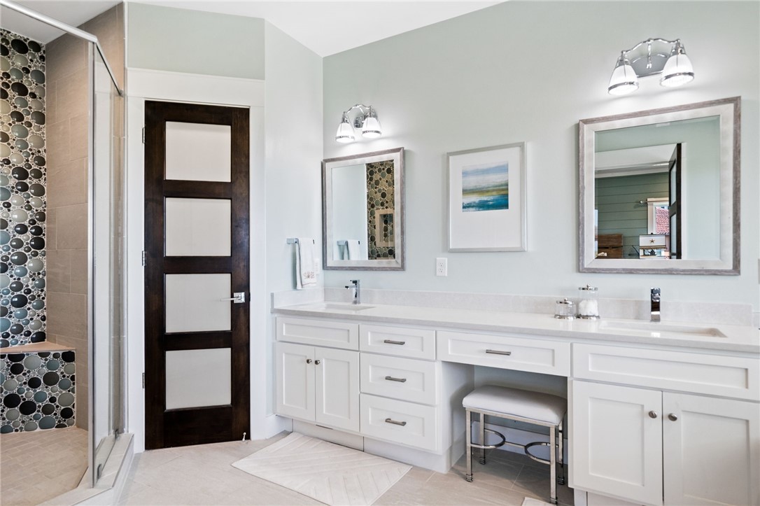 121 Bikini Dr Property Photo 25