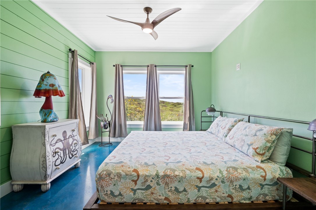 121 Bikini Dr Property Photo 28