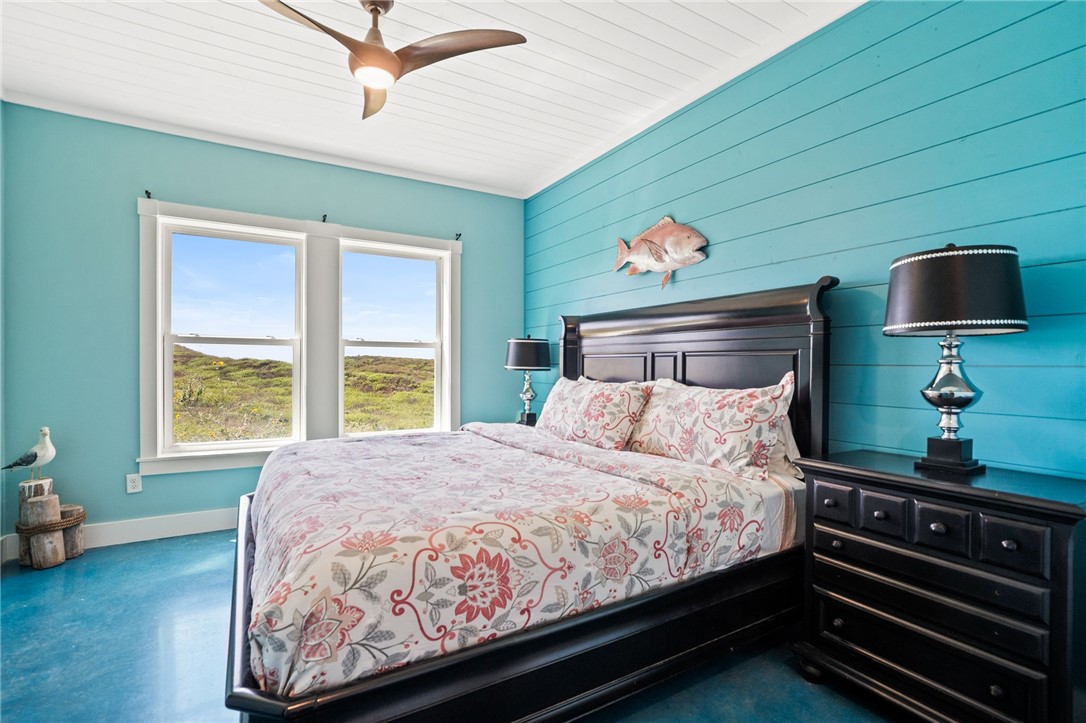 121 Bikini Dr Property Photo 30