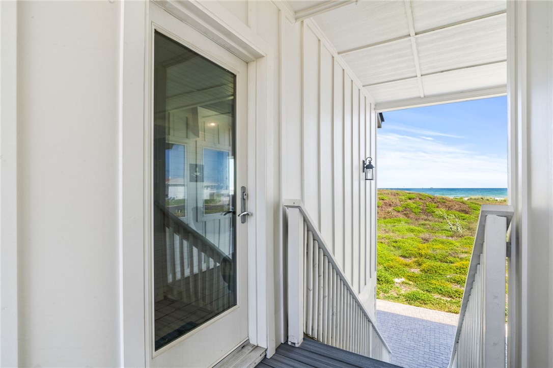 121 Bikini Dr Property Photo 35