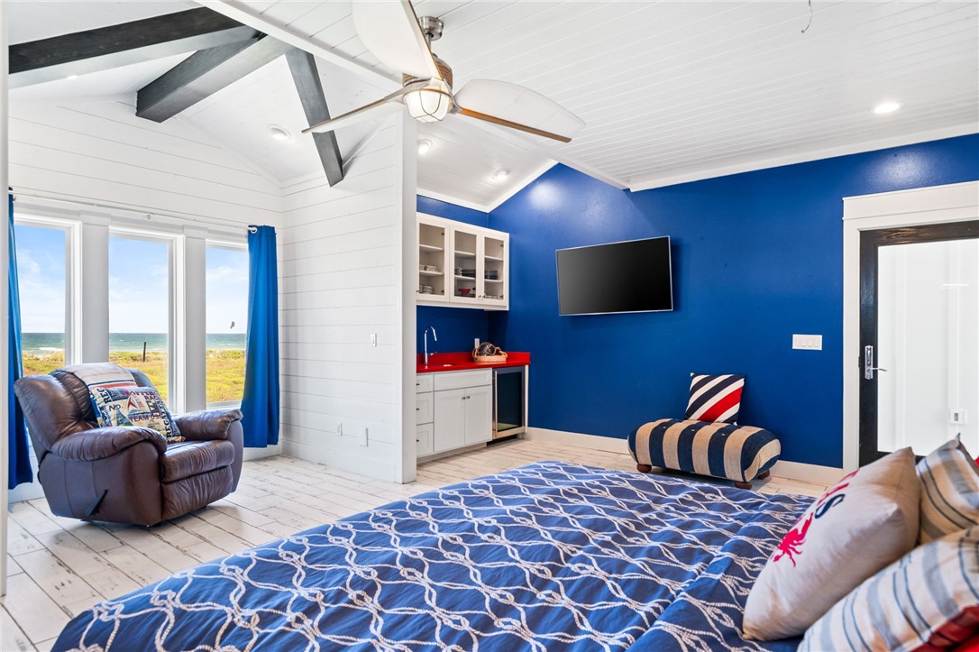 121 Bikini Dr Property Photo 37