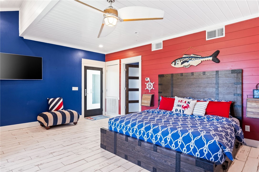121 Bikini Dr Property Photo 45