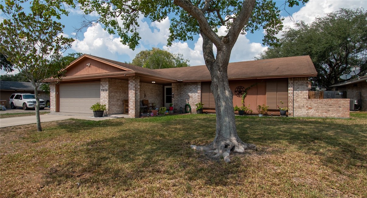 9334 Moon Beam Property Photo 1