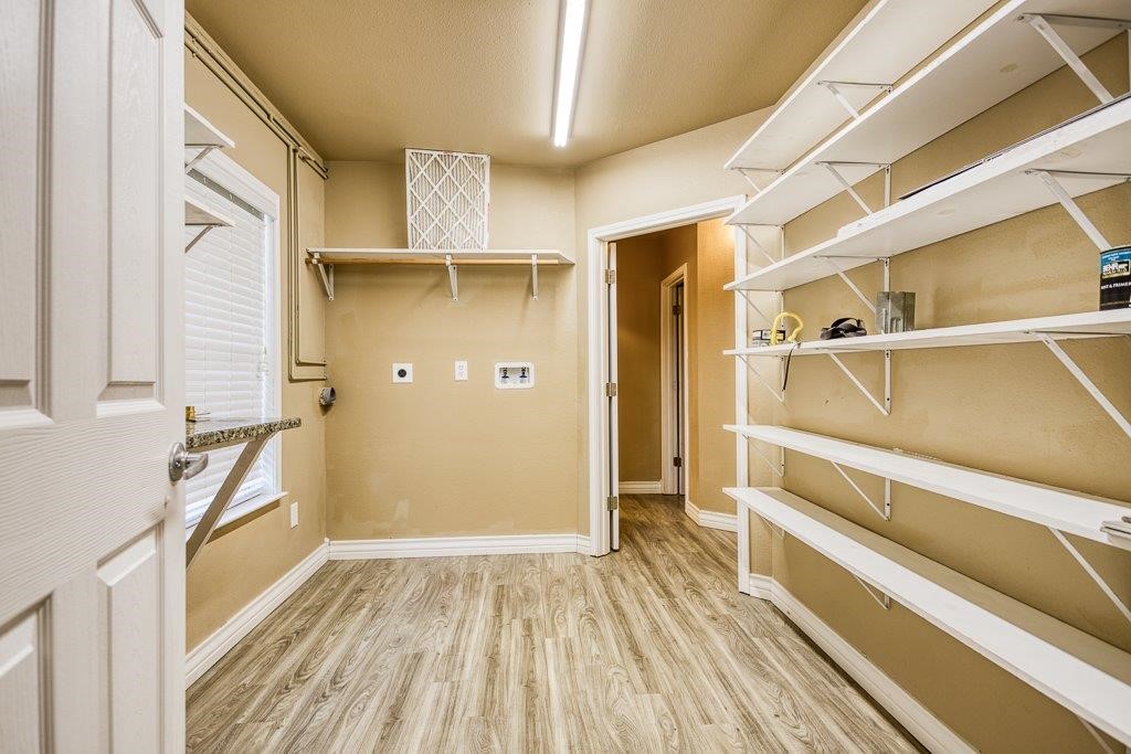 111 Chase Dr Property Photo 7