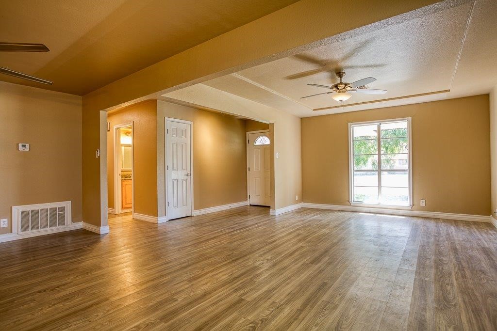 111 Chase Dr Property Photo 8