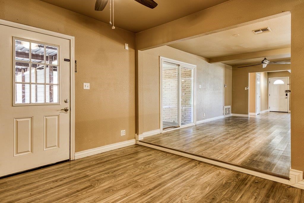 111 Chase Dr Property Photo 9