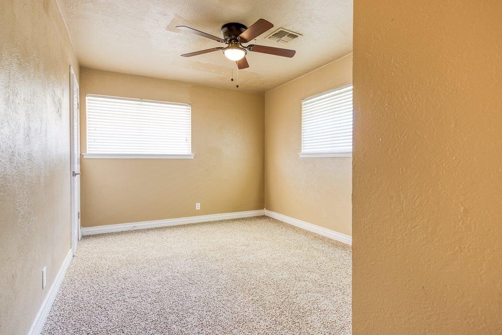 111 Chase Dr Property Photo 13