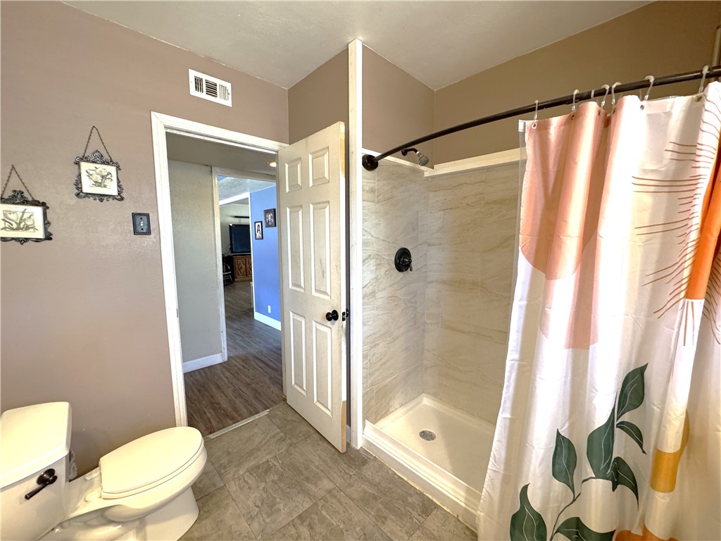 1202 Brentwood Dr Property Photo 11