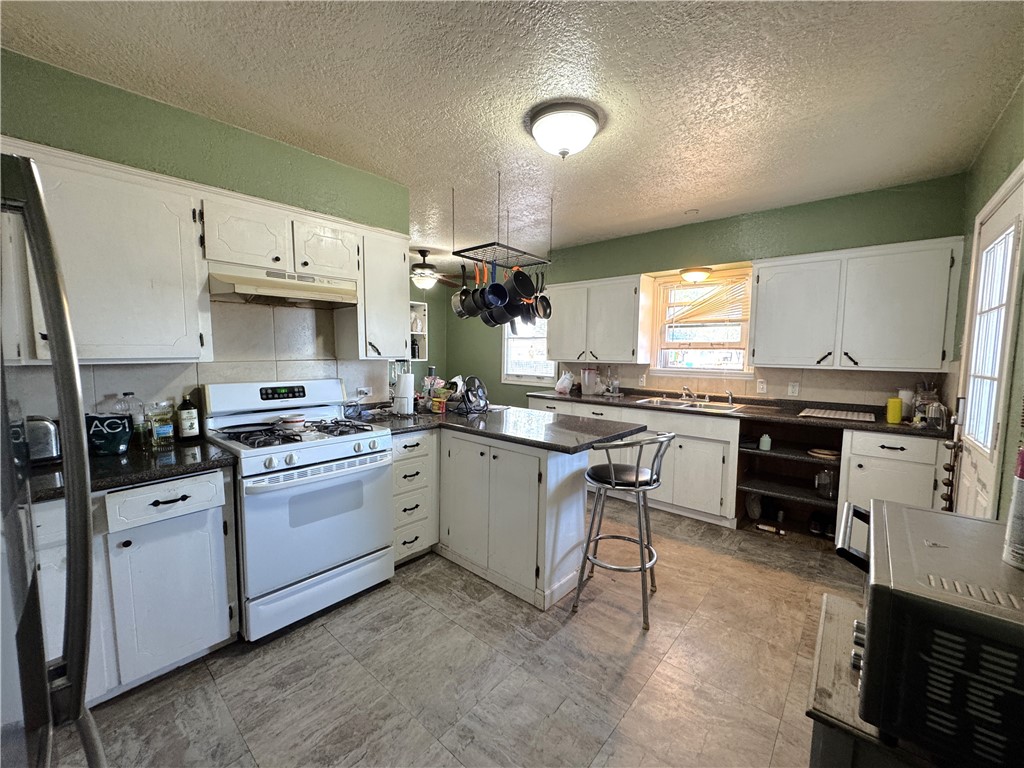 1202 Brentwood Dr Property Photo 23