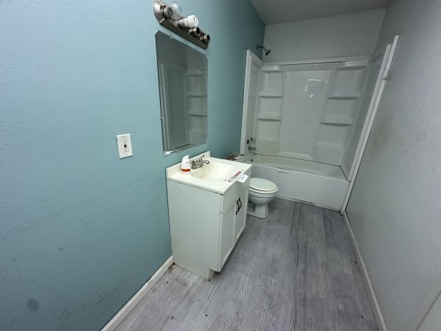 902 Burleson St Property Photo 9