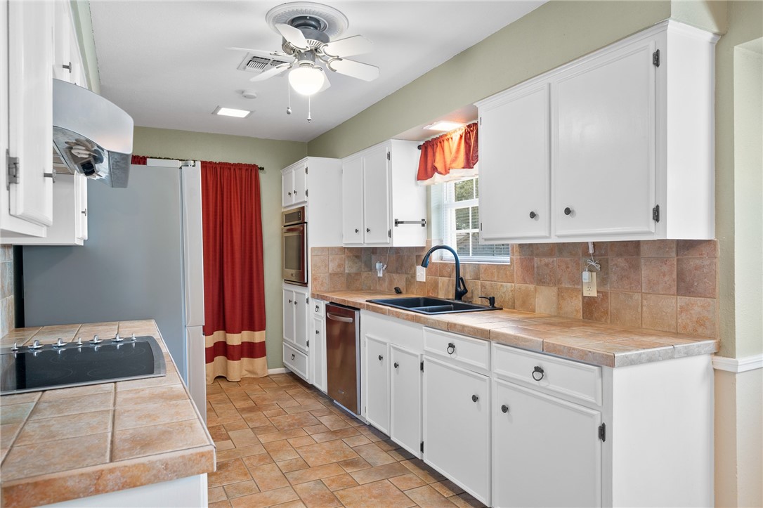 5050 Moultrie Property Photo 13