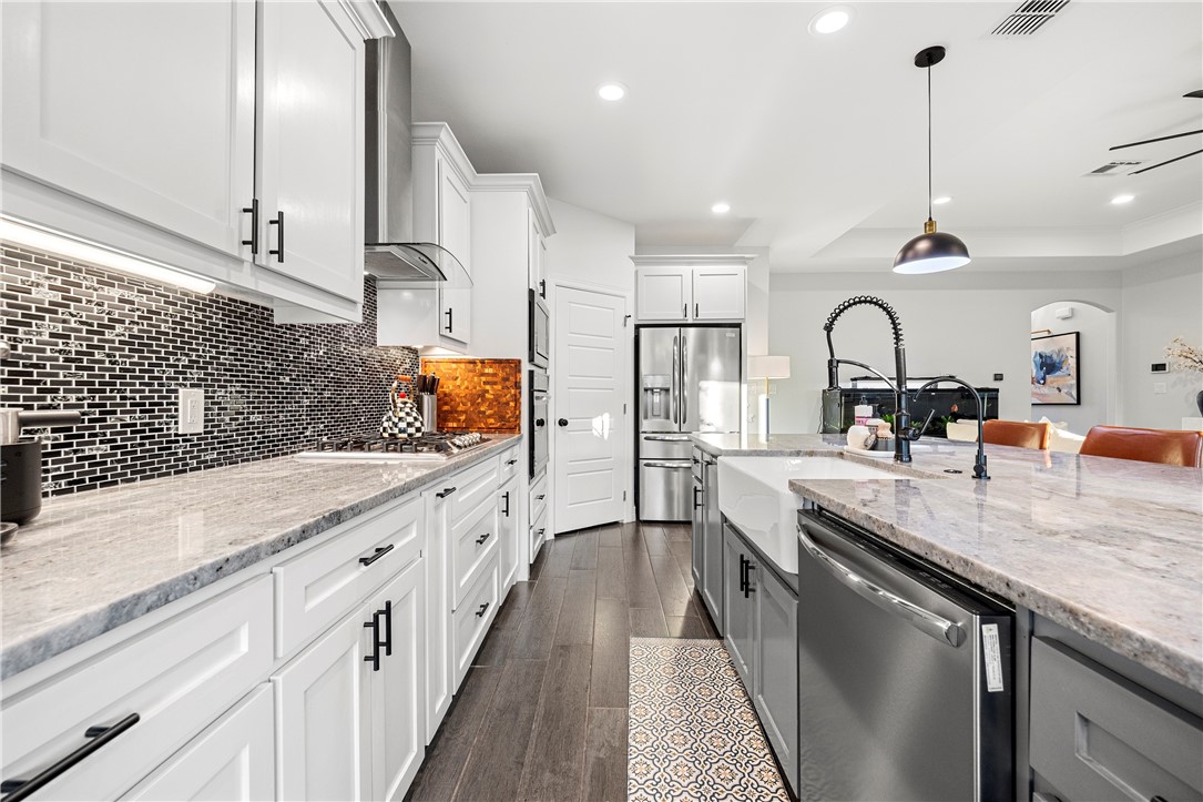 4218 Azali Dr Property Photo 10