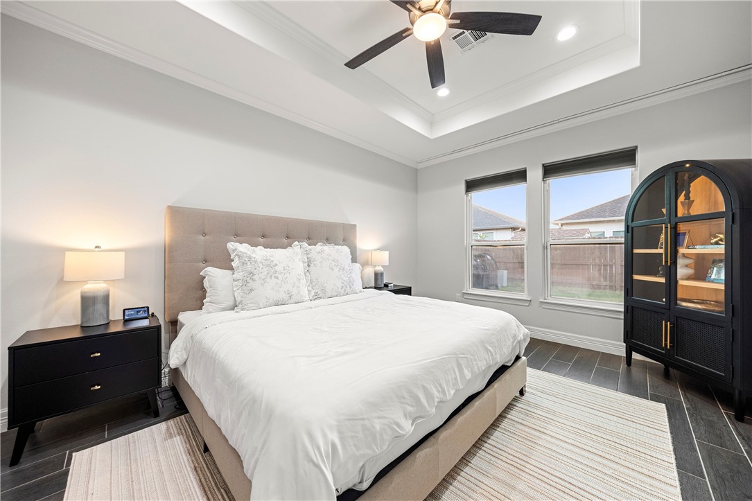 4218 Azali Dr Property Photo 12