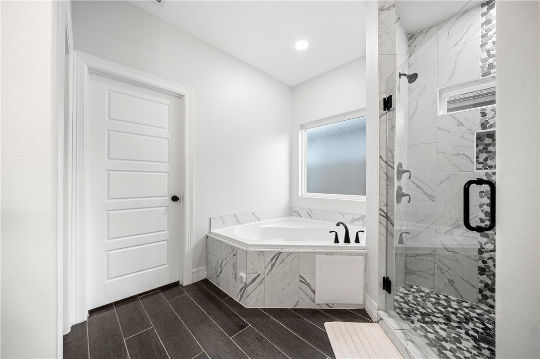 4218 Azali Dr Property Photo 15