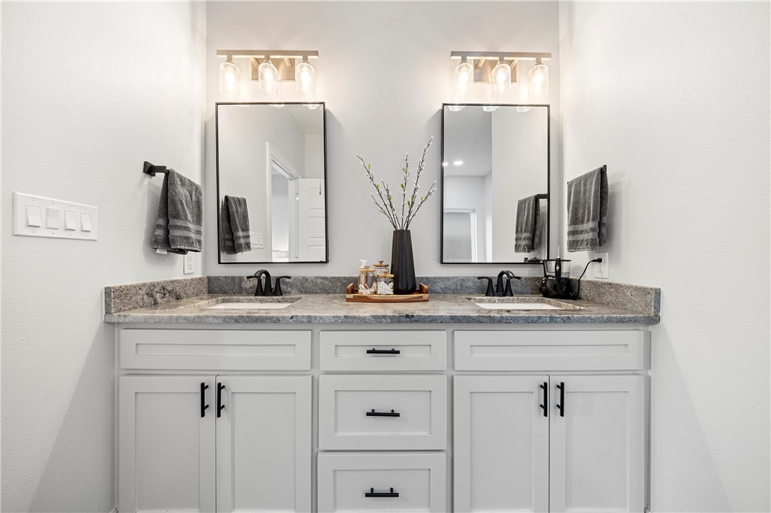 4218 Azali Dr Property Photo 16