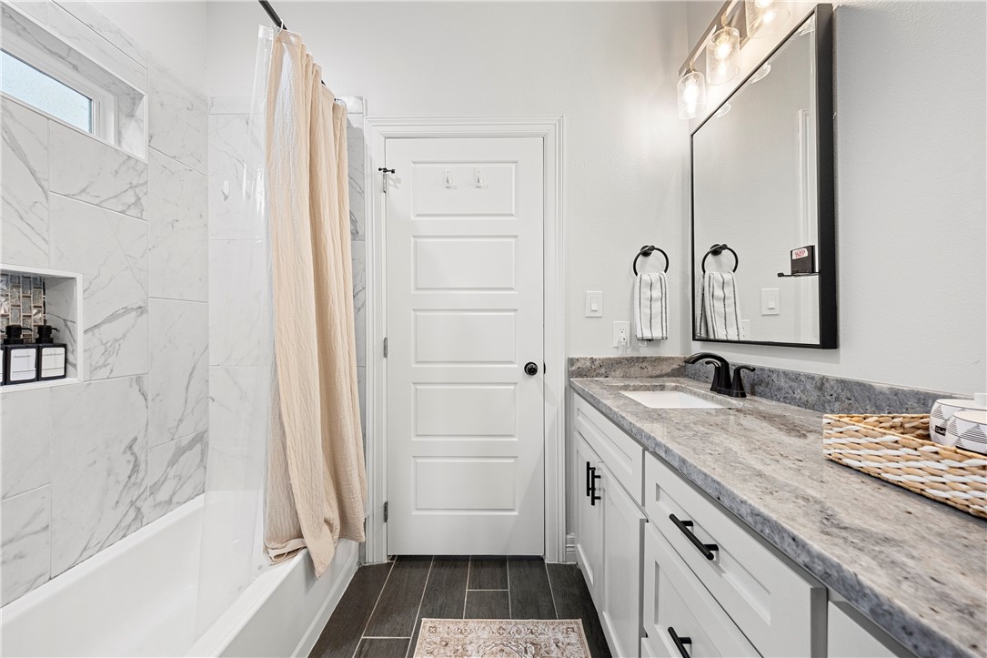 4218 Azali Dr Property Photo 18