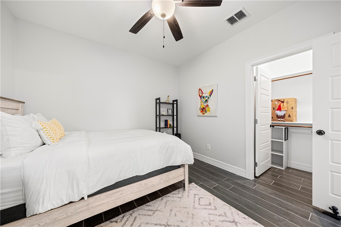 4218 Azali Dr Property Photo 21