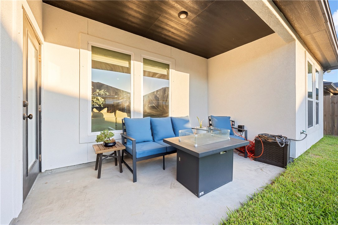 4218 Azali Dr Property Photo 29