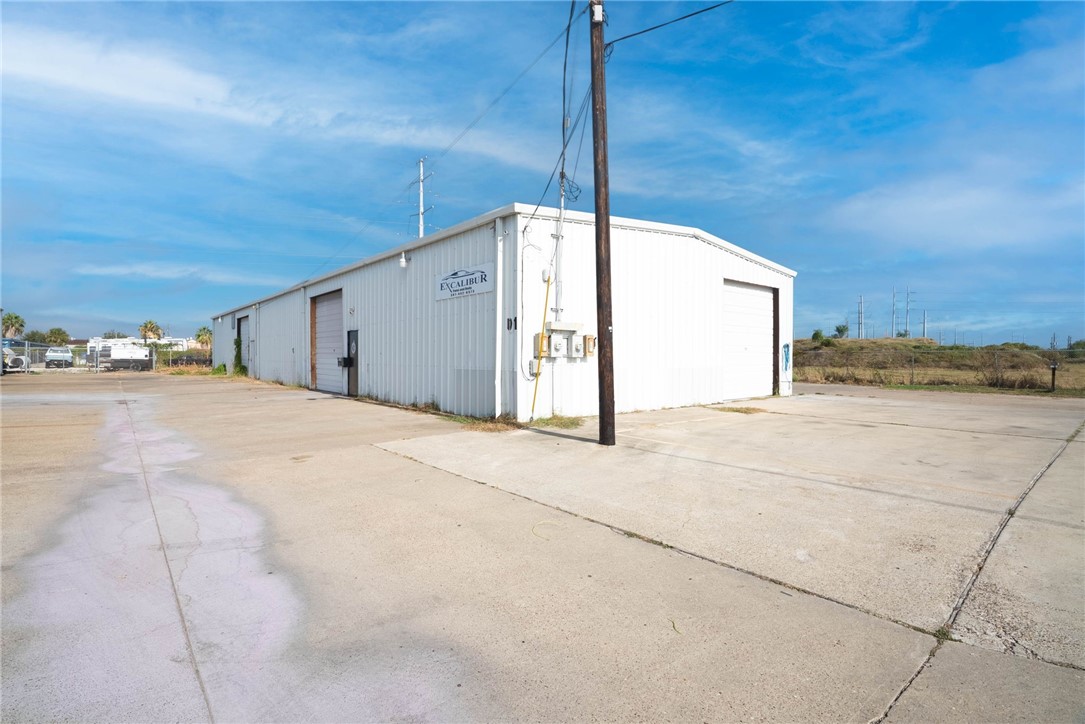 5802-d Wooldridge Property Photo 1