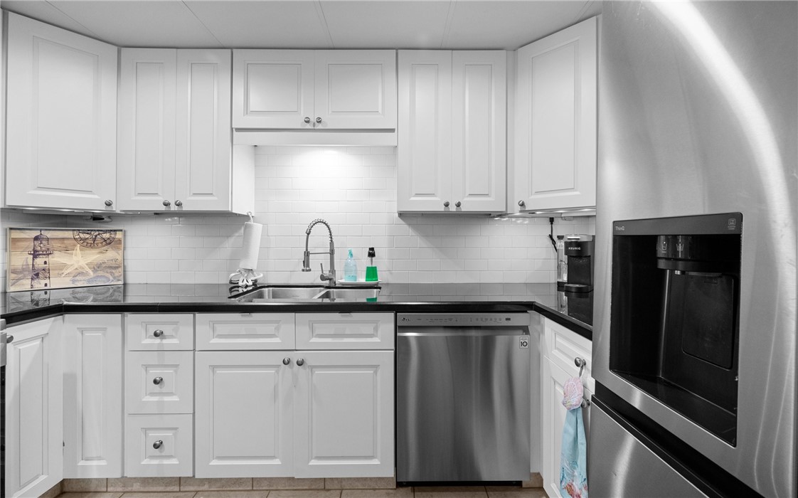 4600 Ocean Dr 1002 Property Photo 8