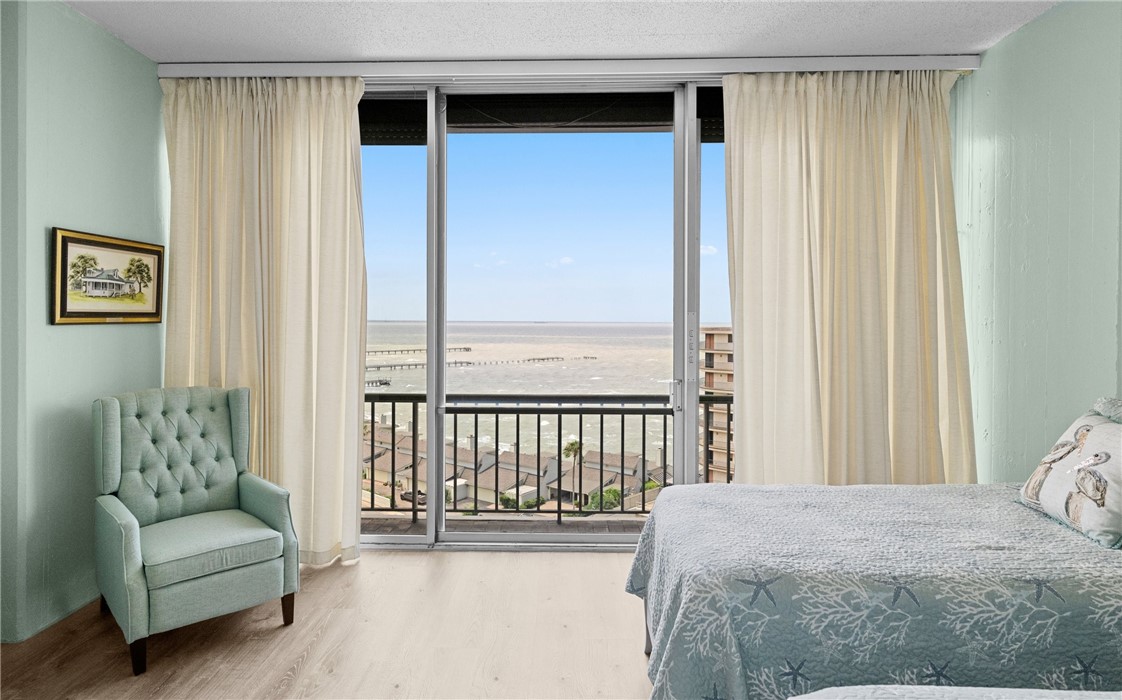 4600 Ocean Dr 1002 Property Photo 12