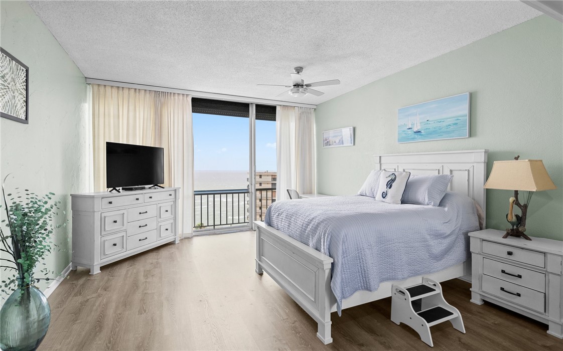 4600 Ocean Dr 1002 Property Photo 16