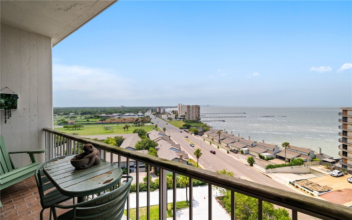 4600 Ocean Dr 1002 Property Photo 19