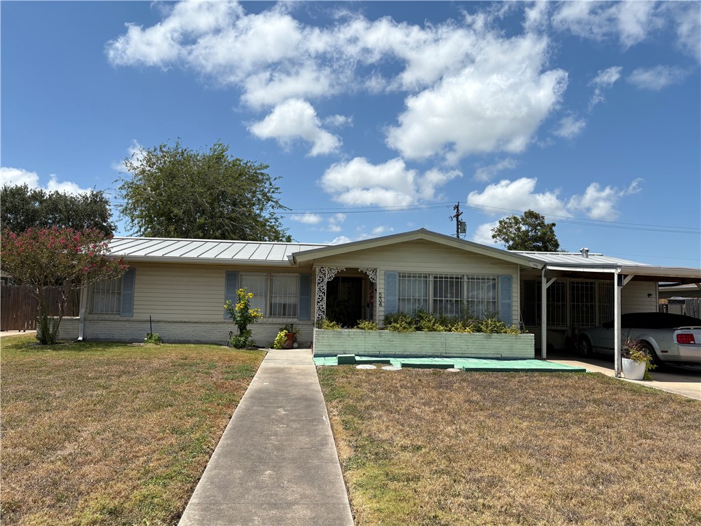 534 Parade Dr Property Photo 1