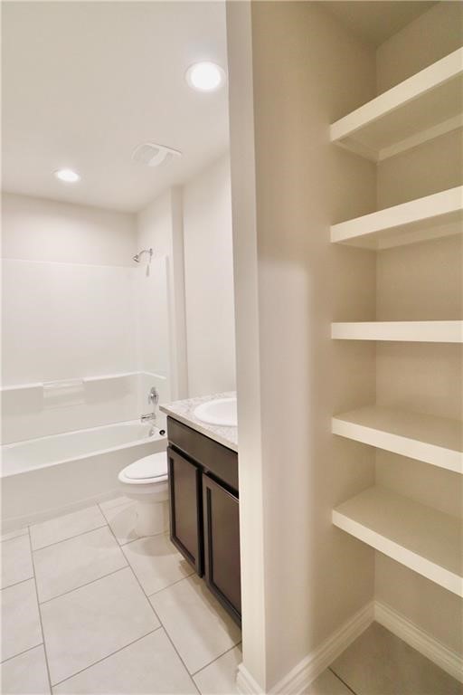 1930 Kentucky Derby Dr Property Photo 12