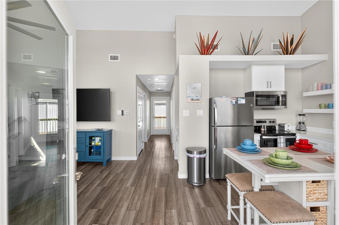 418 S 9th St Property Photo 5