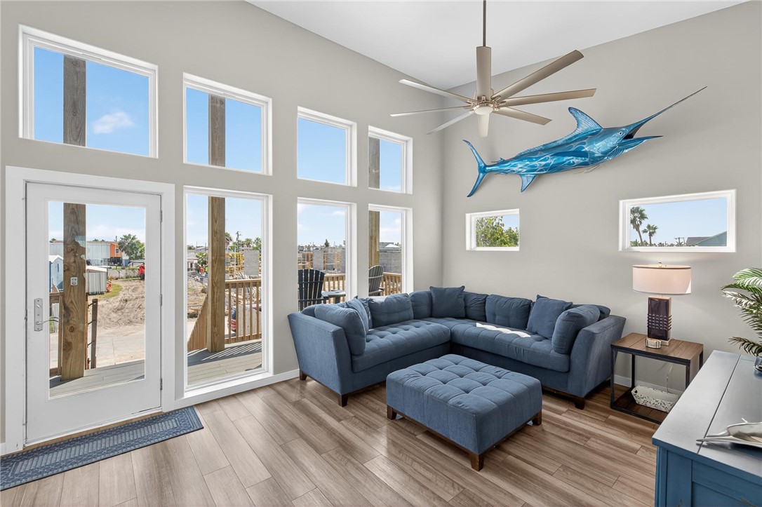 418 S 9th St Property Photo 7