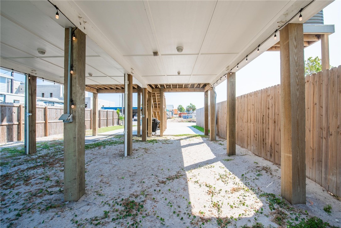 418 S 9th St Property Photo 26