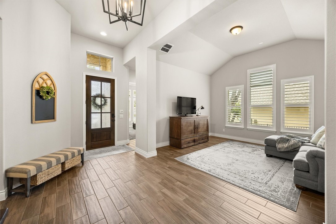 158 Cool Rock Property Photo 4