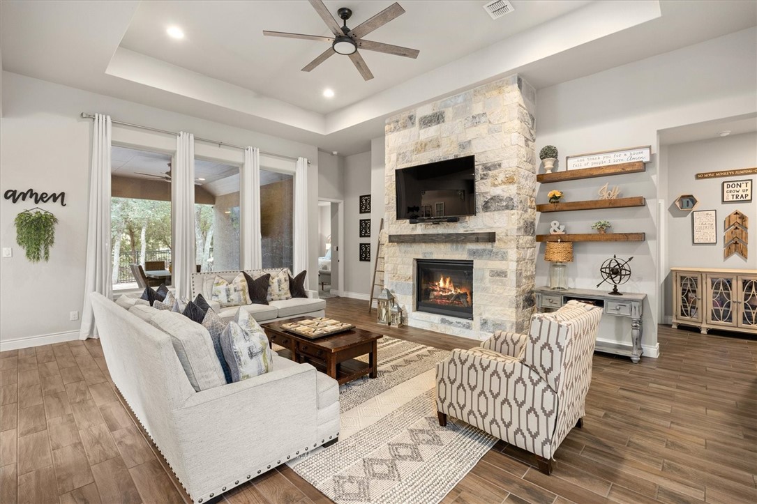 158 Cool Rock Property Photo 7