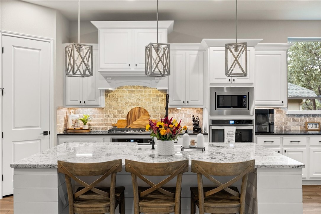 158 Cool Rock Property Photo 11