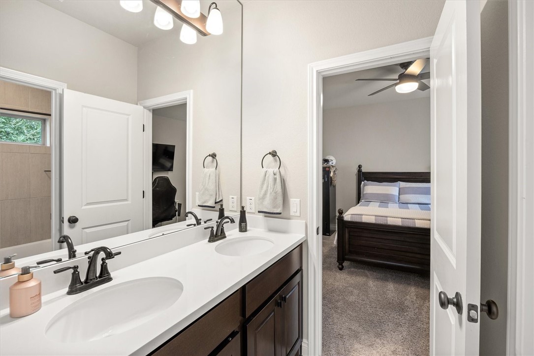 158 Cool Rock Property Photo 27