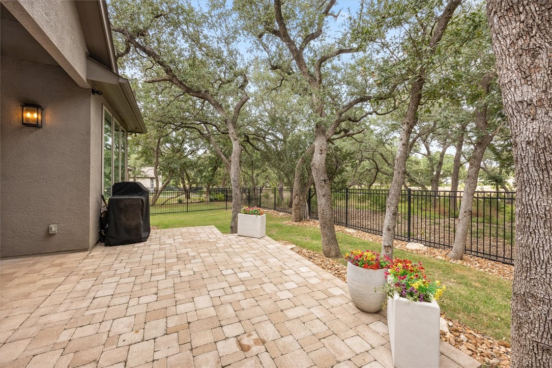 158 Cool Rock Property Photo 35