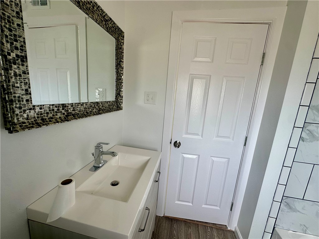 2714 Auther St Property Photo 10