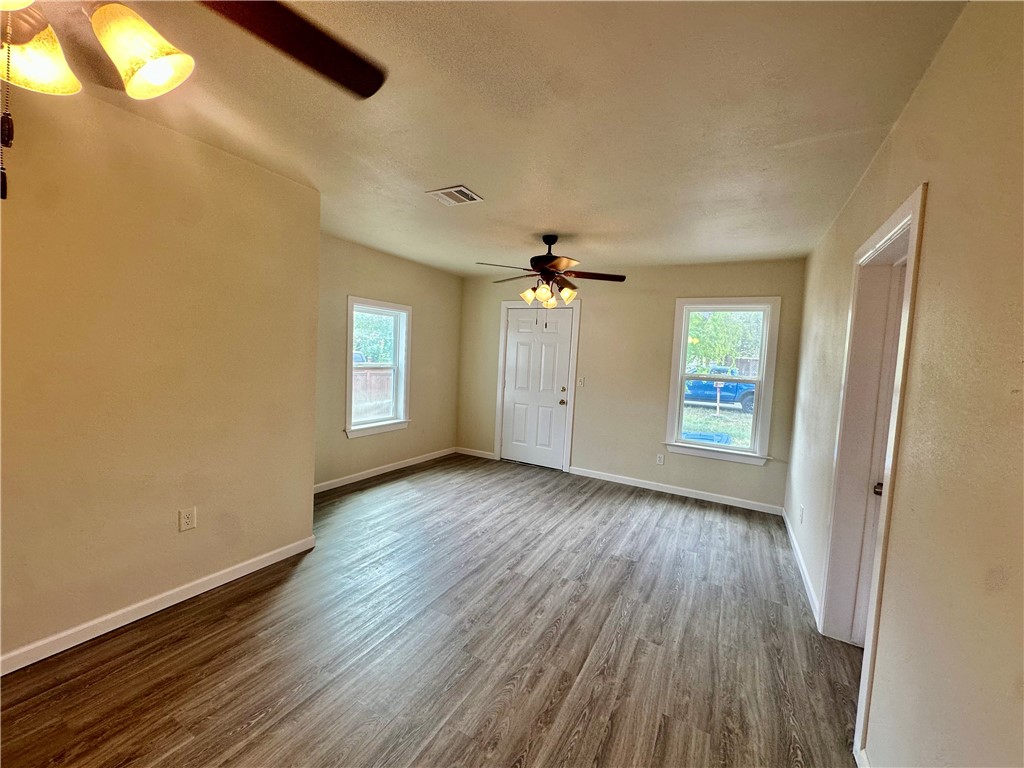 2714 Auther St Property Photo 13