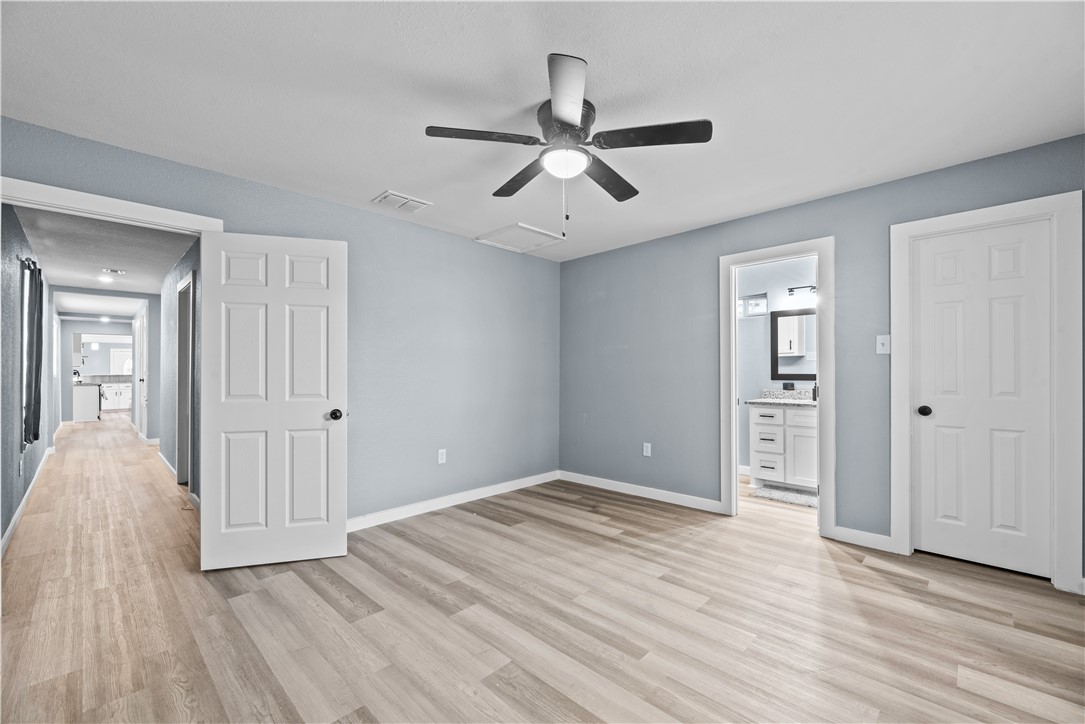 1034 Mendoza St Property Photo 14