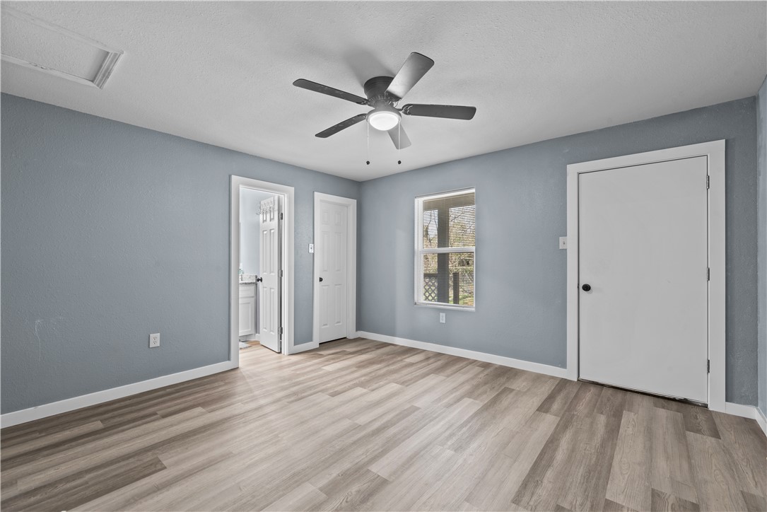 1034 Mendoza St Property Photo 15